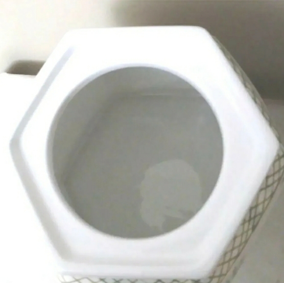 VINRAGE ISABELLE DE BORCHGRAVE CANISTER FOR MARSHALL FIELD MEDIUM - Picture 4 of 7